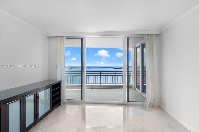 Building Photo - 808 Brickell Key Dr