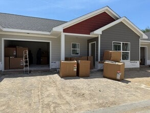 Building Photo - Pre-Leasing Now: Buffalo Ridge Townhomes | 2 Bed, 2 Bath, Attached Garage