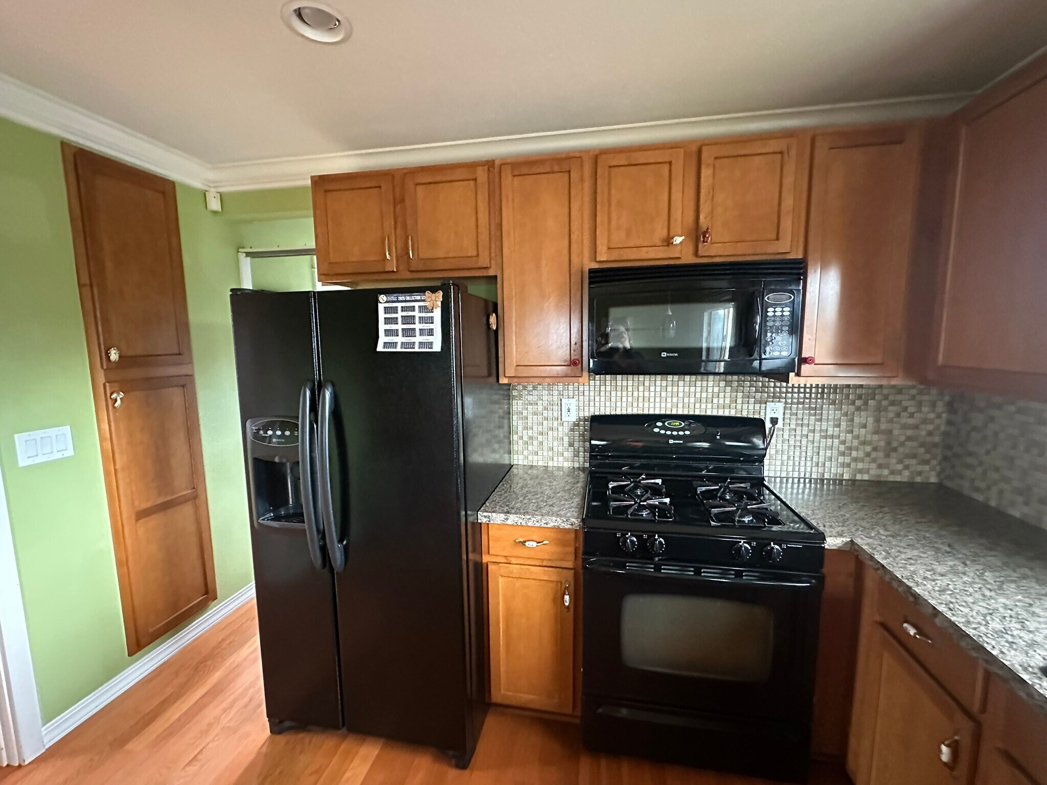 Building Photo - 701 S 59th St