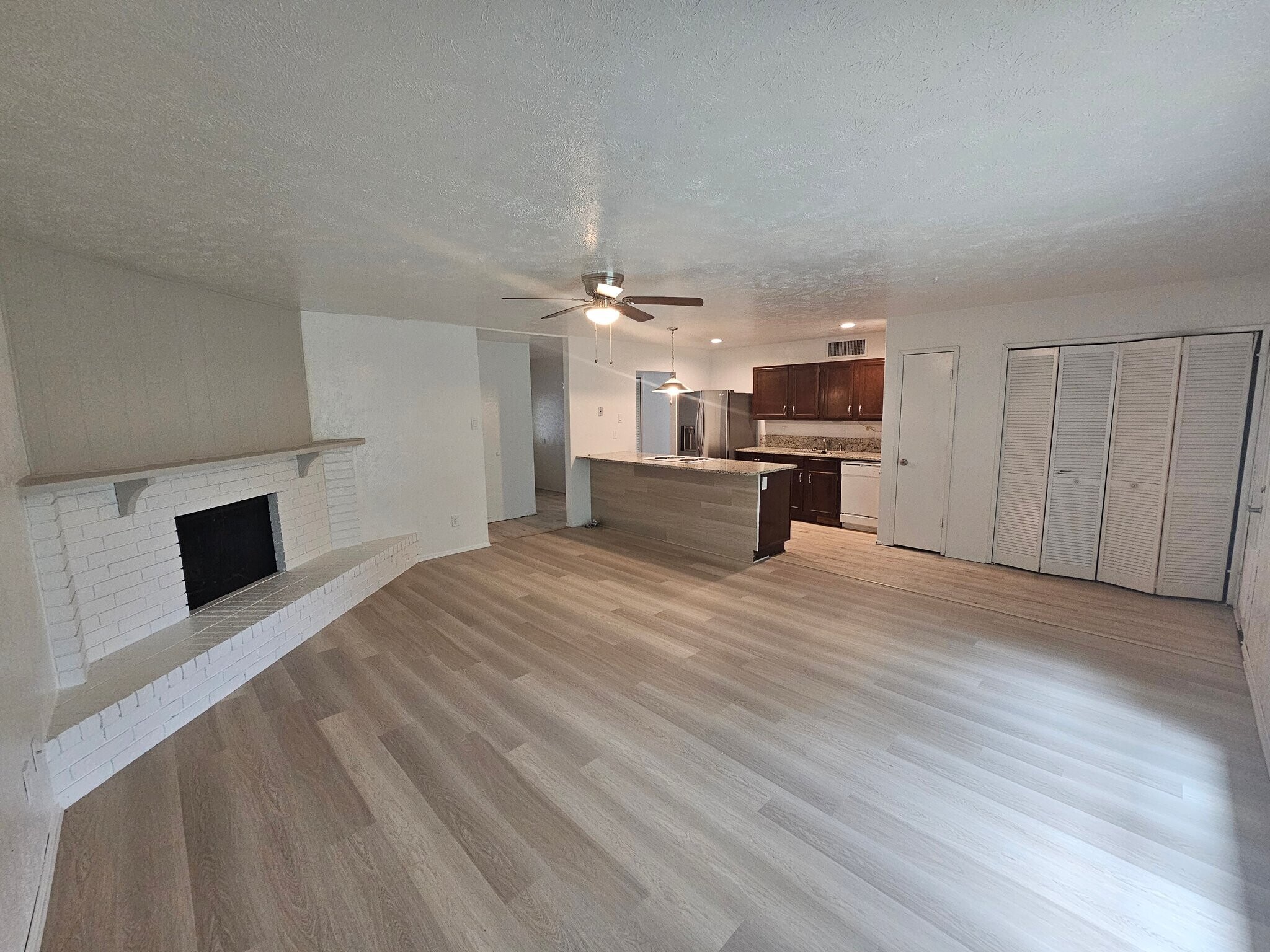 Building Photo - 524 Oldbridge Dr