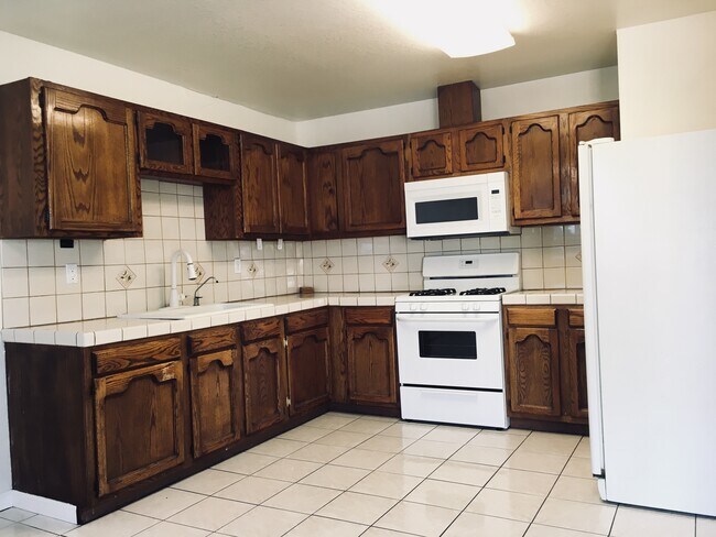 Building Photo - 1111 Central Ave