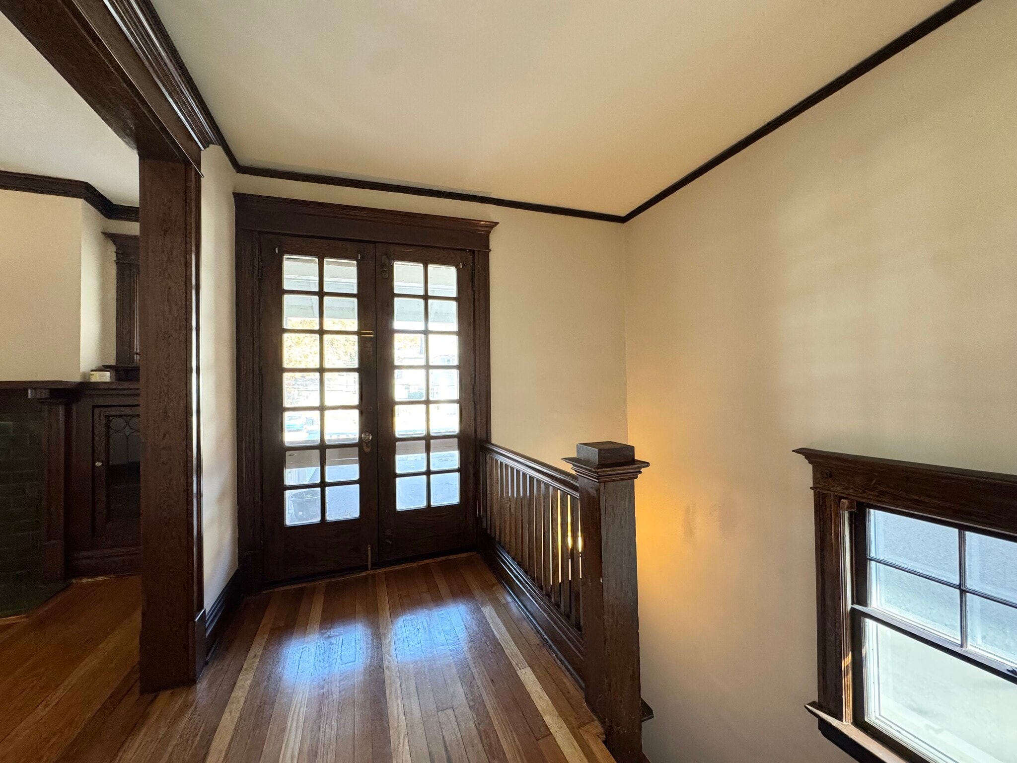 Building Photo - 811 E 39th St