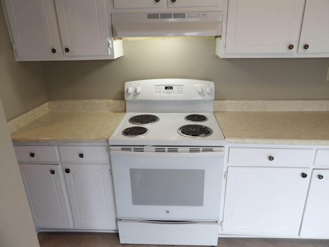 Building Photo - 409 Ridgewood Ln