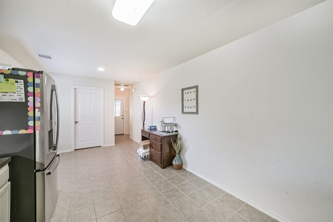 Building Photo - 1609 Peach Dale Ct