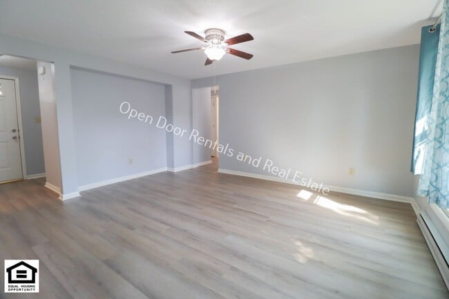 Building Photo - 5104 Eastwick Dr