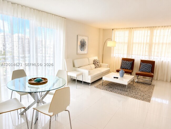 Building Photo - 6917 Collins Ave