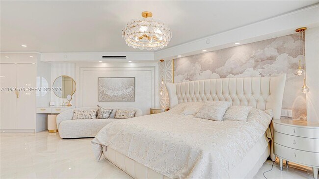 Building Photo - 16711 Collins Ave