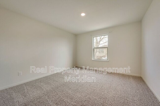 Building Photo - 8408 Buck Mountain Pass