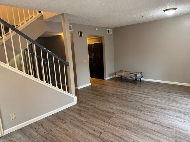 Building Photo - 11814 Song St