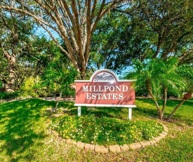 Building Photo - 7828 Hardwick Dr