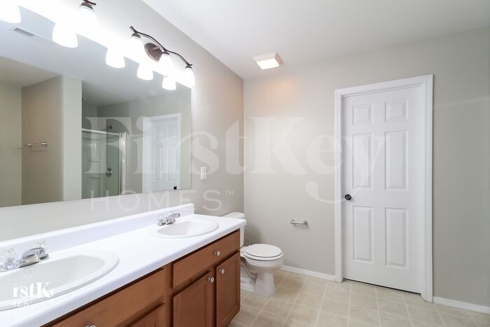 Building Photo - 5322 Liberty Hall Cir
