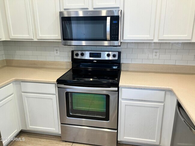 Building Photo - 7392 W Tierra Buena Ln
