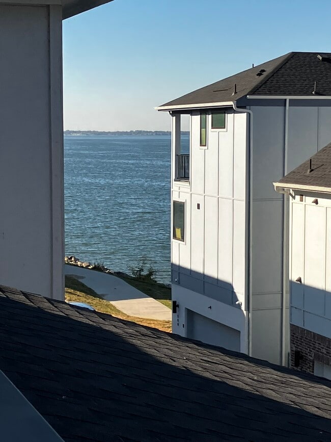 Building Photo - 522 Winners Cir