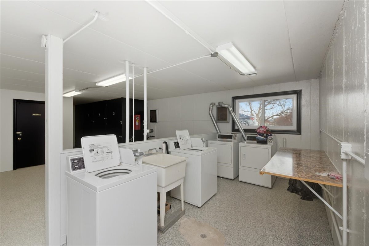 Building Photo - 100 Marlene Ct