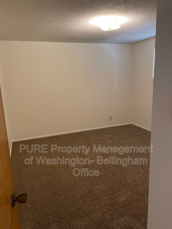 Building Photo - 625 N Garden St