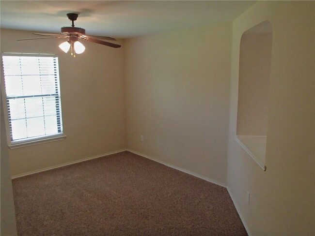 Building Photo - 224 Wildwood Dr