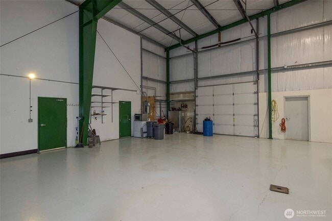 Building Photo - 191 Airport Rd