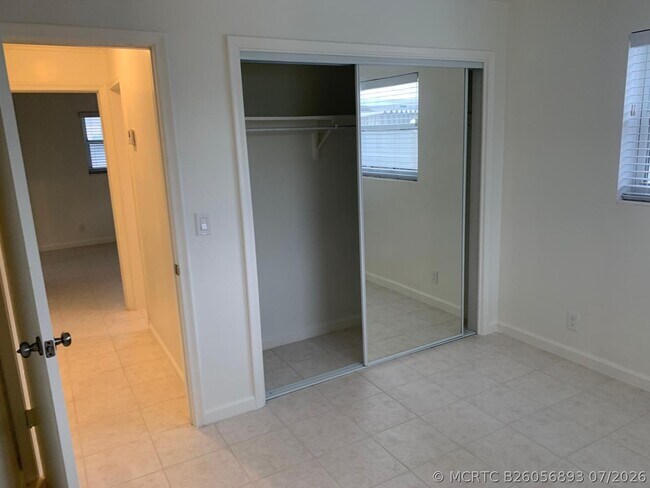 Building Photo - 1311 Alho Dr