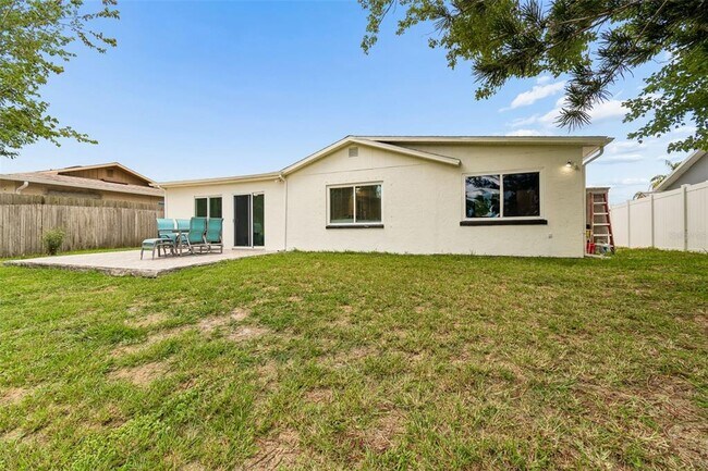 Building Photo - 8120 Brown Pelican Ave