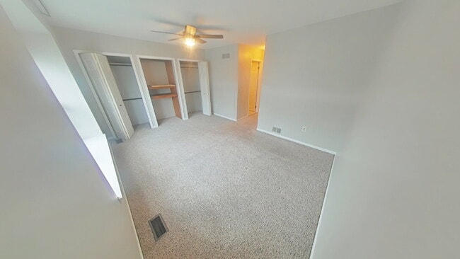 Building Photo - "Chic & Spacious 2-Bed Condo in Sterling Heights – 2.5 Baths & 1383 Sq. Ft. of Comfort!"