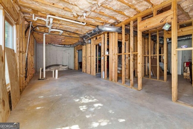 Building Photo - 1475 Boomer Cir