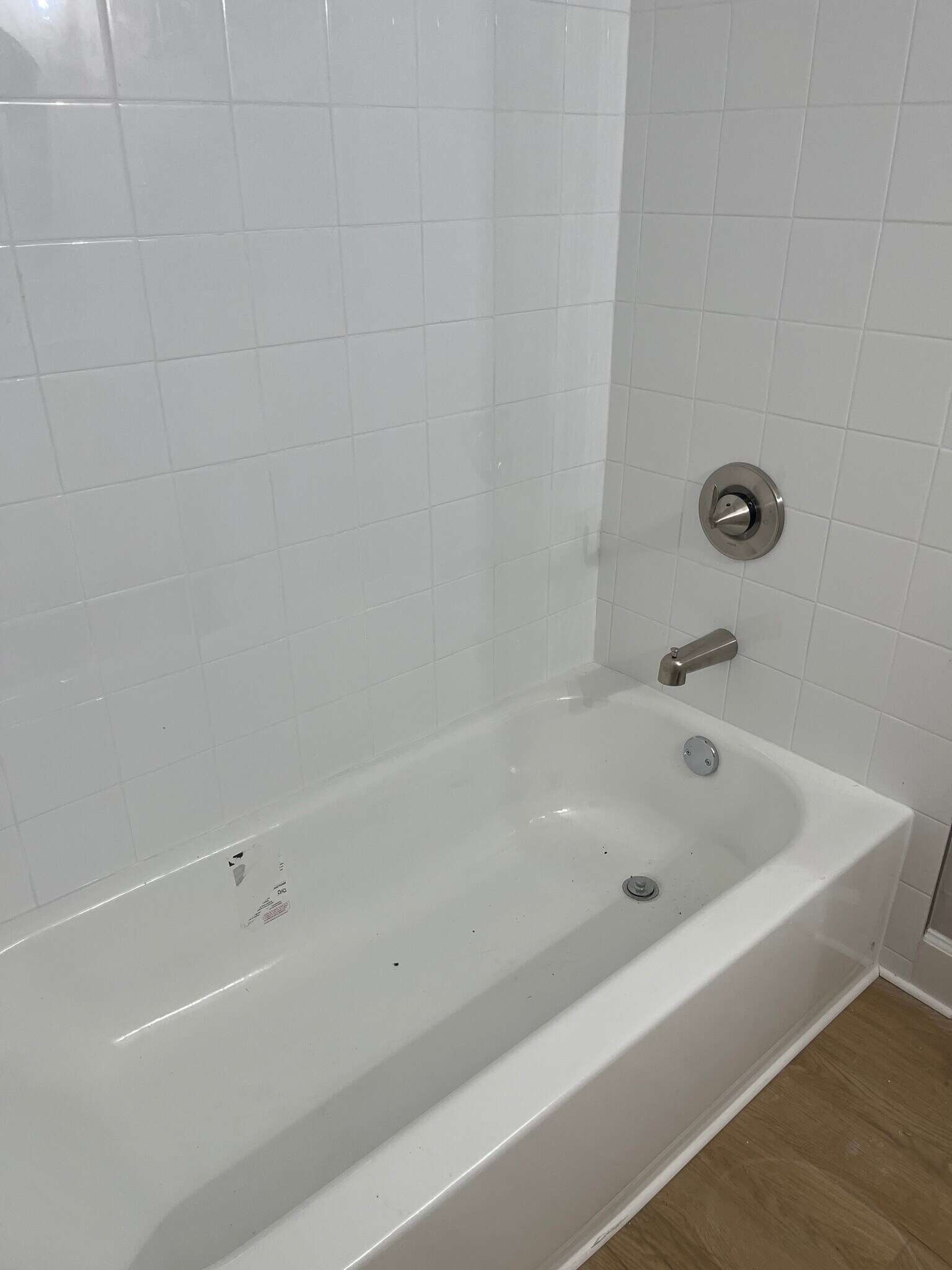 Tiled Bathtub - 16251 Dublin Cir