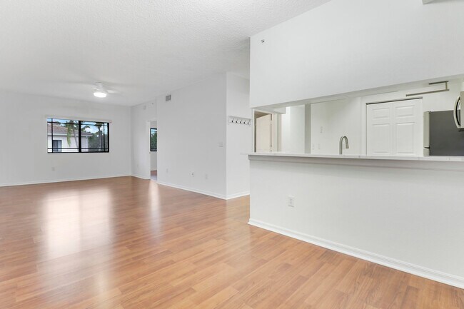 Building Photo - 2809 Amalei Dr