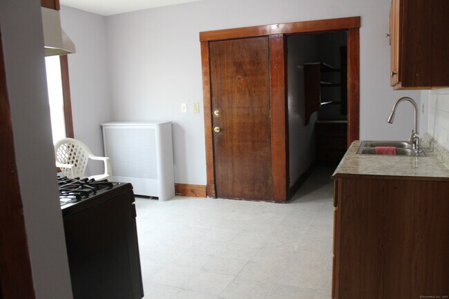 Building Photo - 45 Grandview Terrace