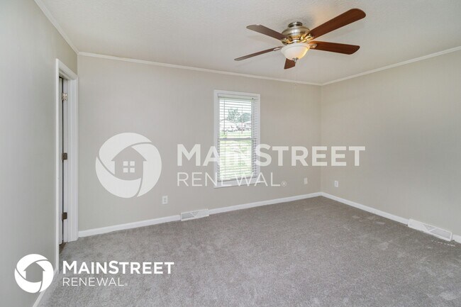 Building Photo - 537 Kingfield Dr SW