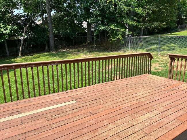 Building Photo - 7621 Hawthorne Dr SW