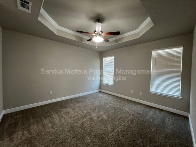 Building Photo - 5330 Parkside Dr