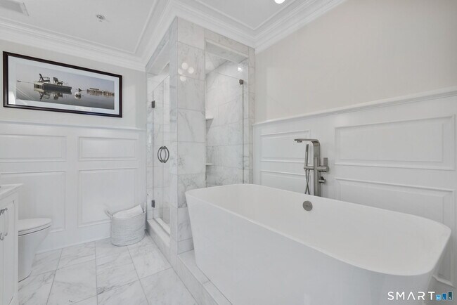 Building Photo - 85 Memorial Rd