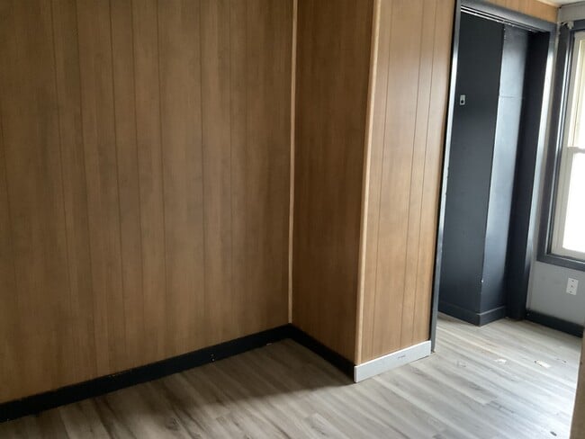 Building Photo - 3002 Garbett St