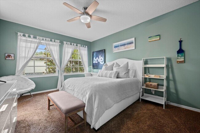 Building Photo - 321 September St