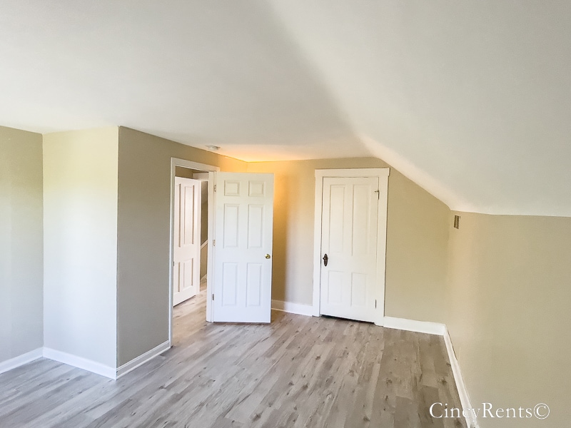 Building Photo - 3718 Ault Park Ave