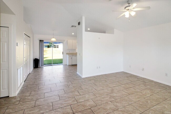 Building Photo - North Port Annual Home for Rent