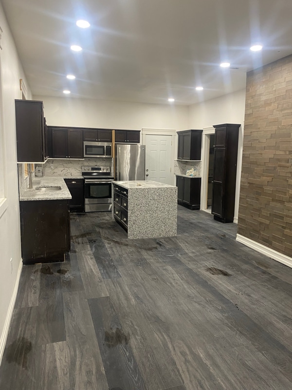 Building Photo - 3478 Ludden St