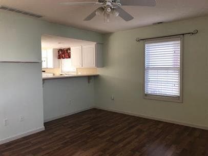 Building Photo - 3531 S Oaklawn Cir