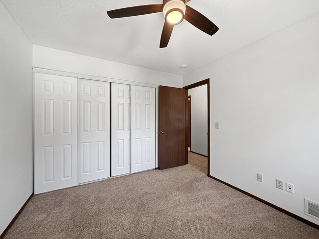 Building Photo - 5112 41st Ave S