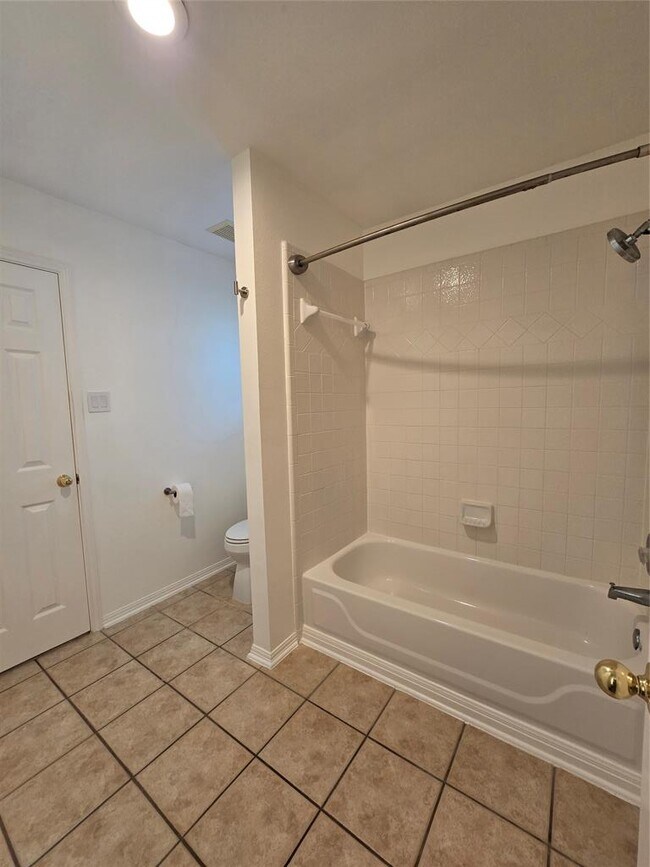 Building Photo - 1411 Hunter Ace Way
