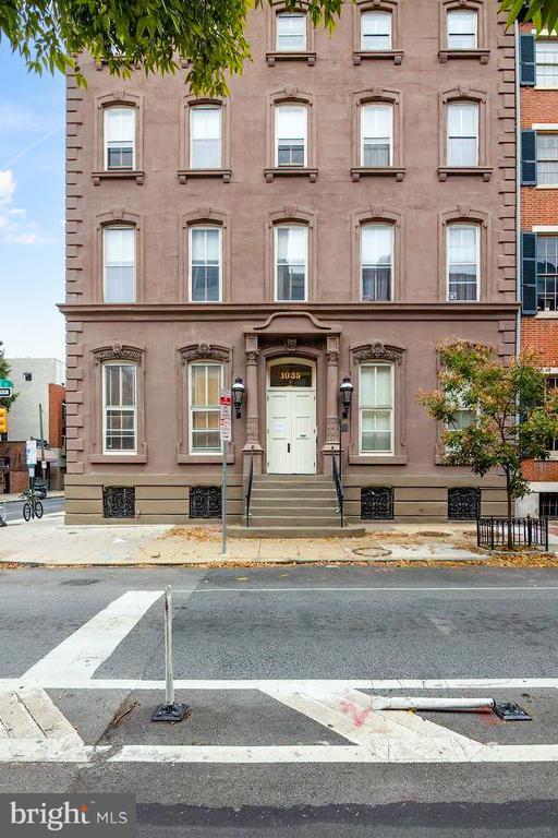 Building Photo - 1035 Spruce St