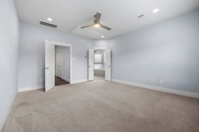 Building Photo - 1606 Westside Gardens Ln