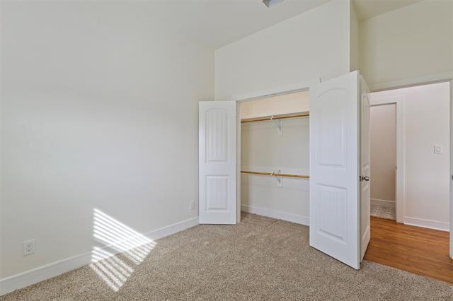 Building Photo - 2317 Peabody Ave