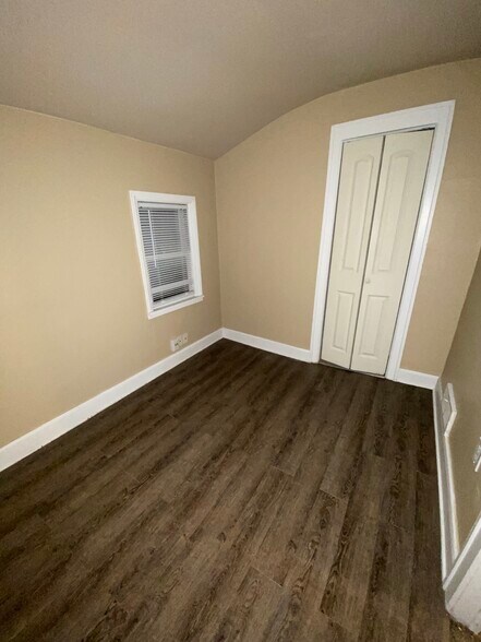 Building Photo - 3118 N Main St