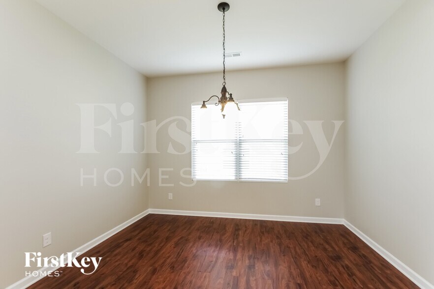 Building Photo - 12429 Bending Branch Rd