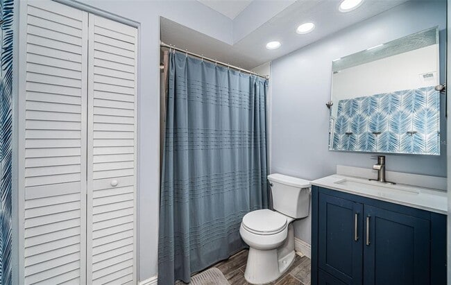 Building Photo - 969 Gulf View Blvd