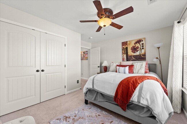 Building Photo - 5307 Bull St