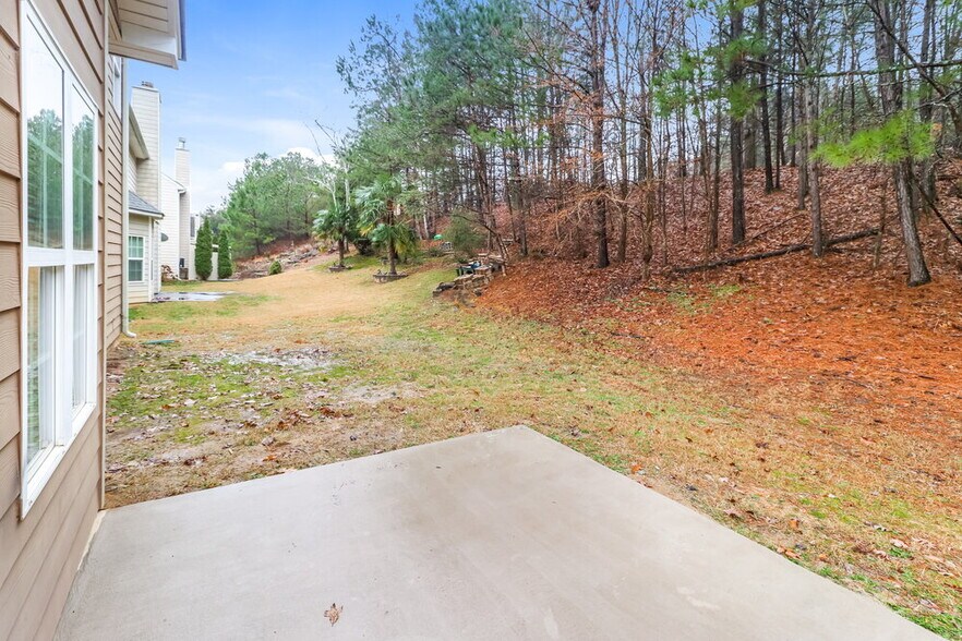 Building Photo - 2878 Suttonwood Way NE