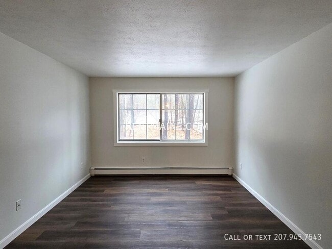 Building Photo - 20 Tall Pines Dr