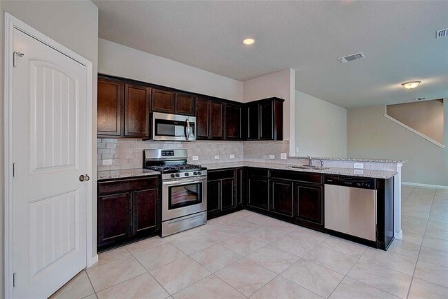 Building Photo - 10404 Hatton Ln